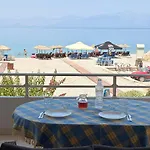 To Kyma Seafront In Апартаменты Ксилокастро